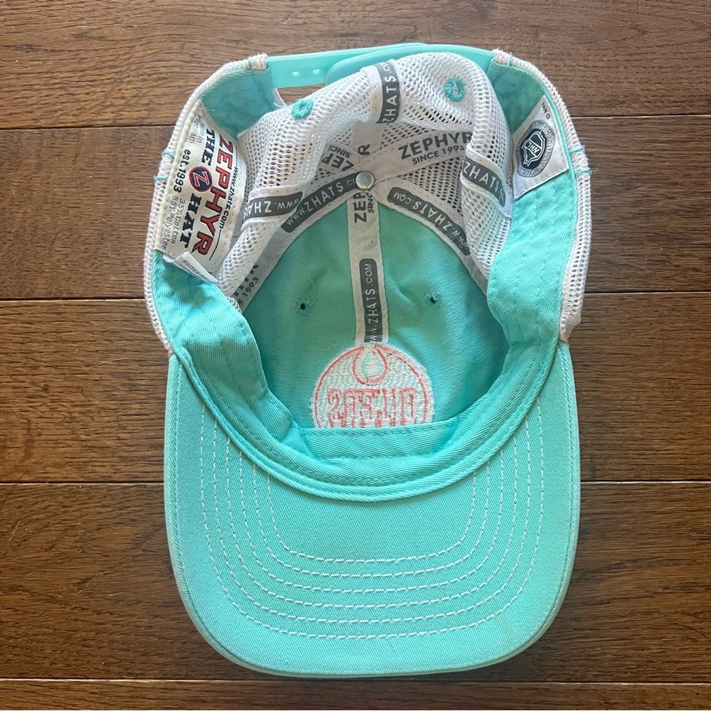 Oilers Hat - Picture 5 of 10